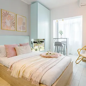 Downtown - Your Modern Escape Near Ateneul Bucureşti
